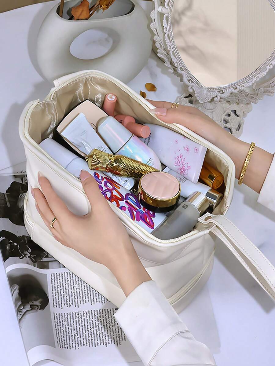 La Vienna – Luxe Waterproof Beauty Case by Lavish